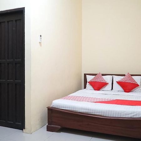 Oyo Flagship 1034 Pondok Mulia Guest House Syariah Баликпапан Экстерьер фото